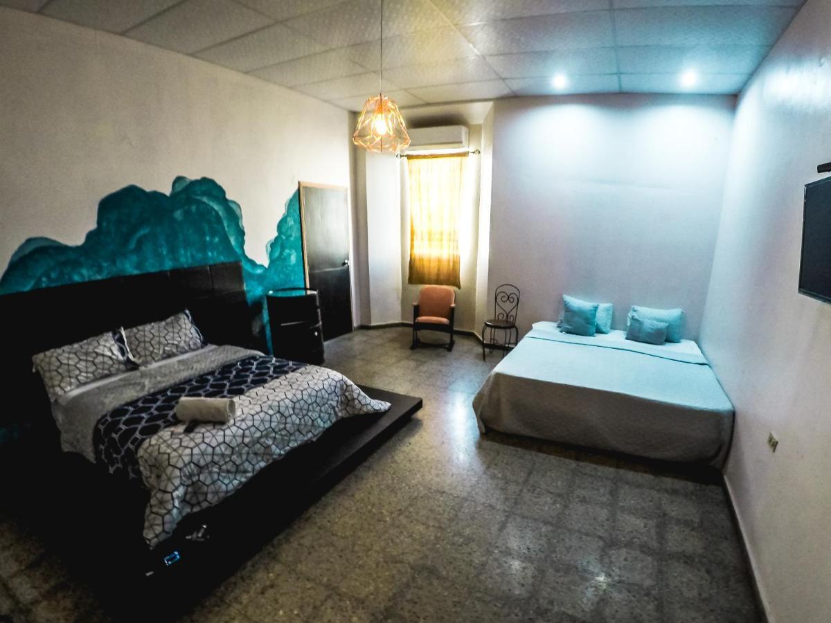 Hostal Sole Санта Ана Екстериор снимка