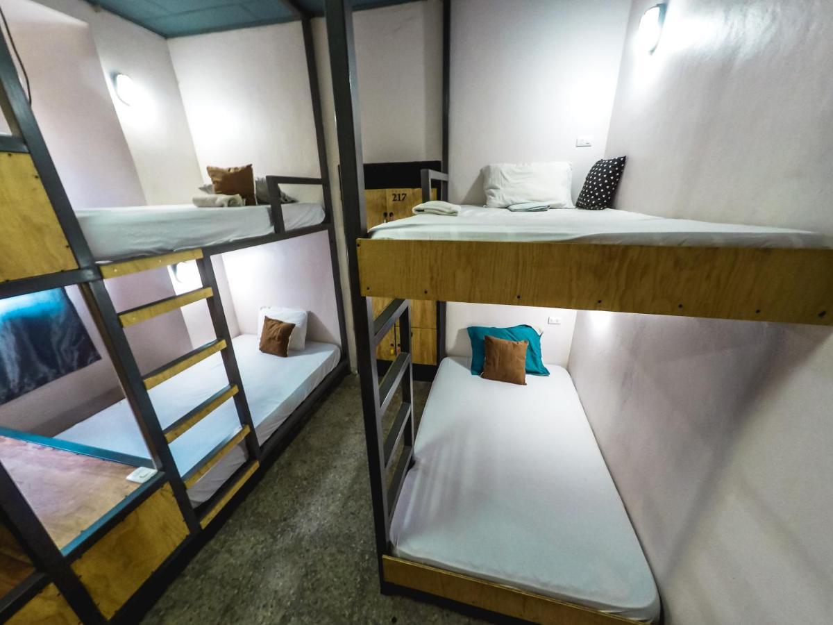 Hostal Sole Санта Ана Екстериор снимка